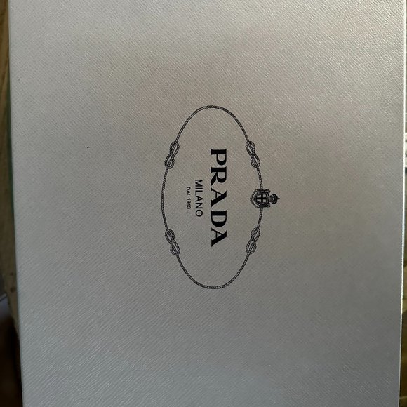 PRADA Leather platform thong sandals - Picture 6 of 7